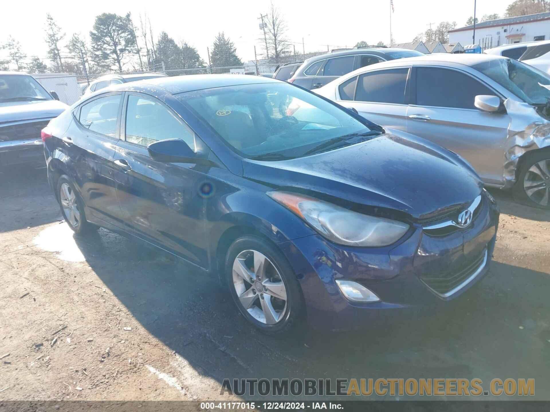 5NPDH4AE9DH244055 HYUNDAI ELANTRA 2013