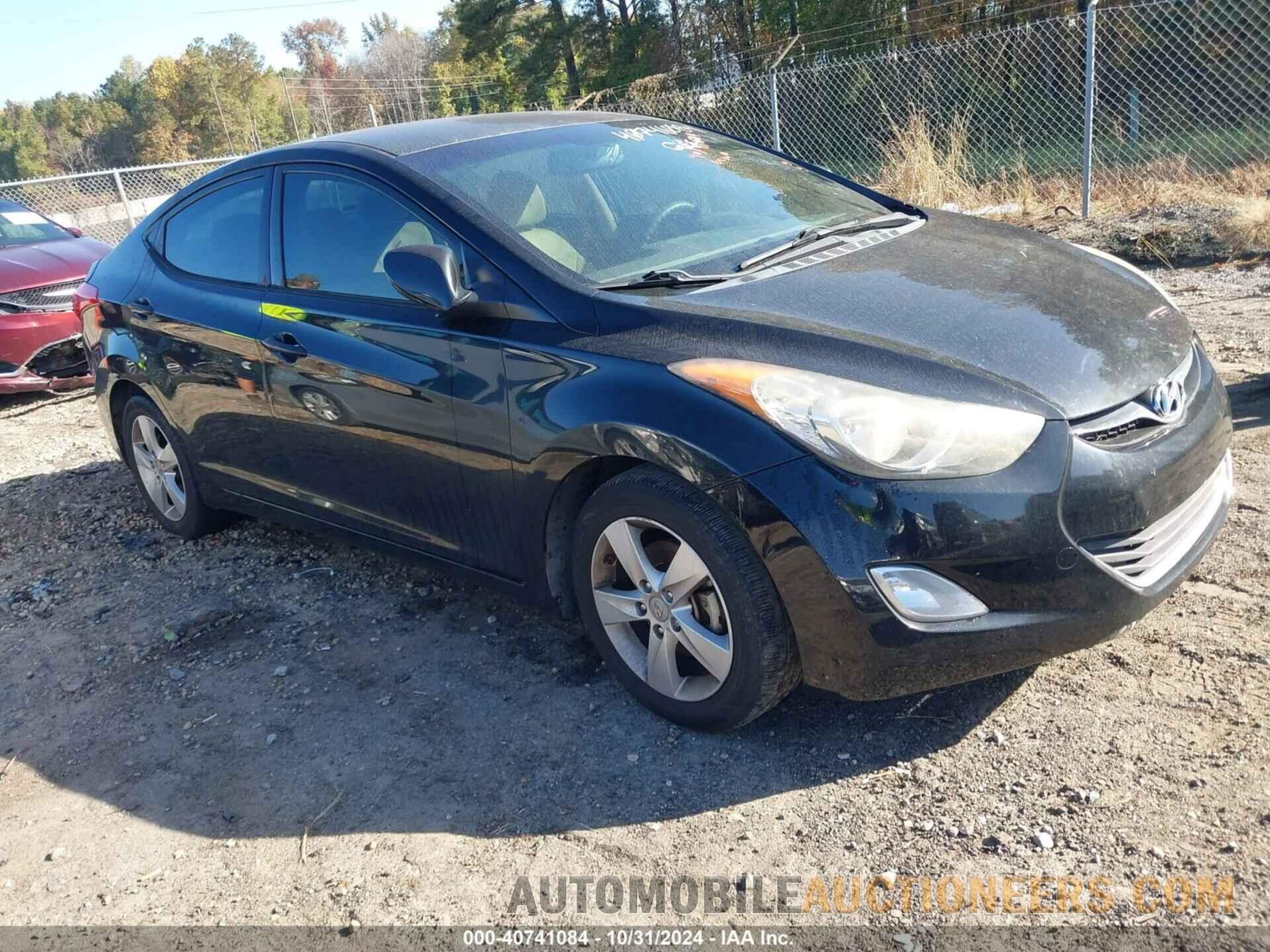 5NPDH4AE9DH256531 HYUNDAI ELANTRA 2013