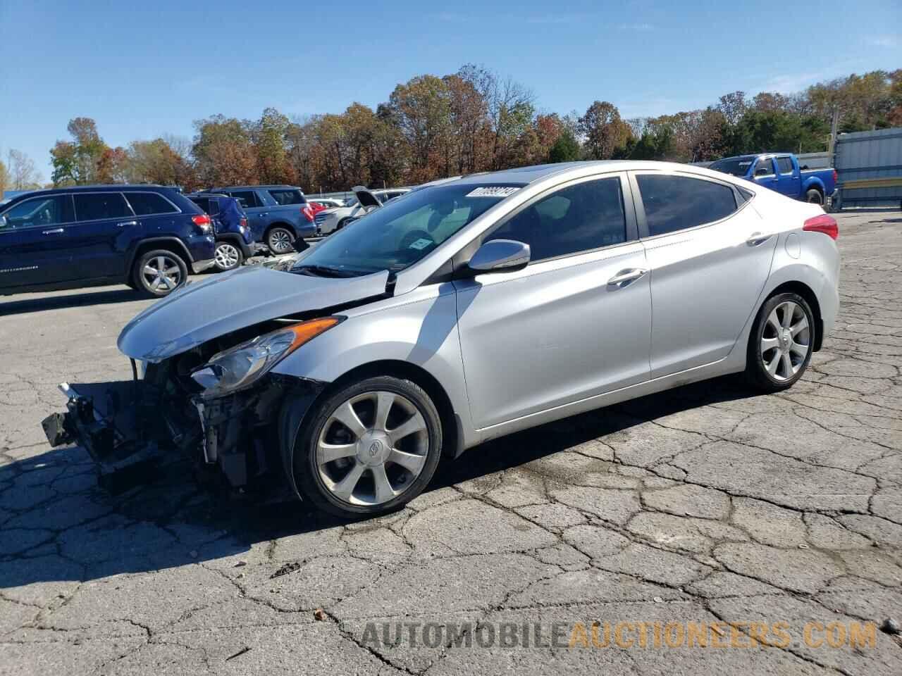 5NPDH4AE9DH281316 HYUNDAI ELANTRA 2013