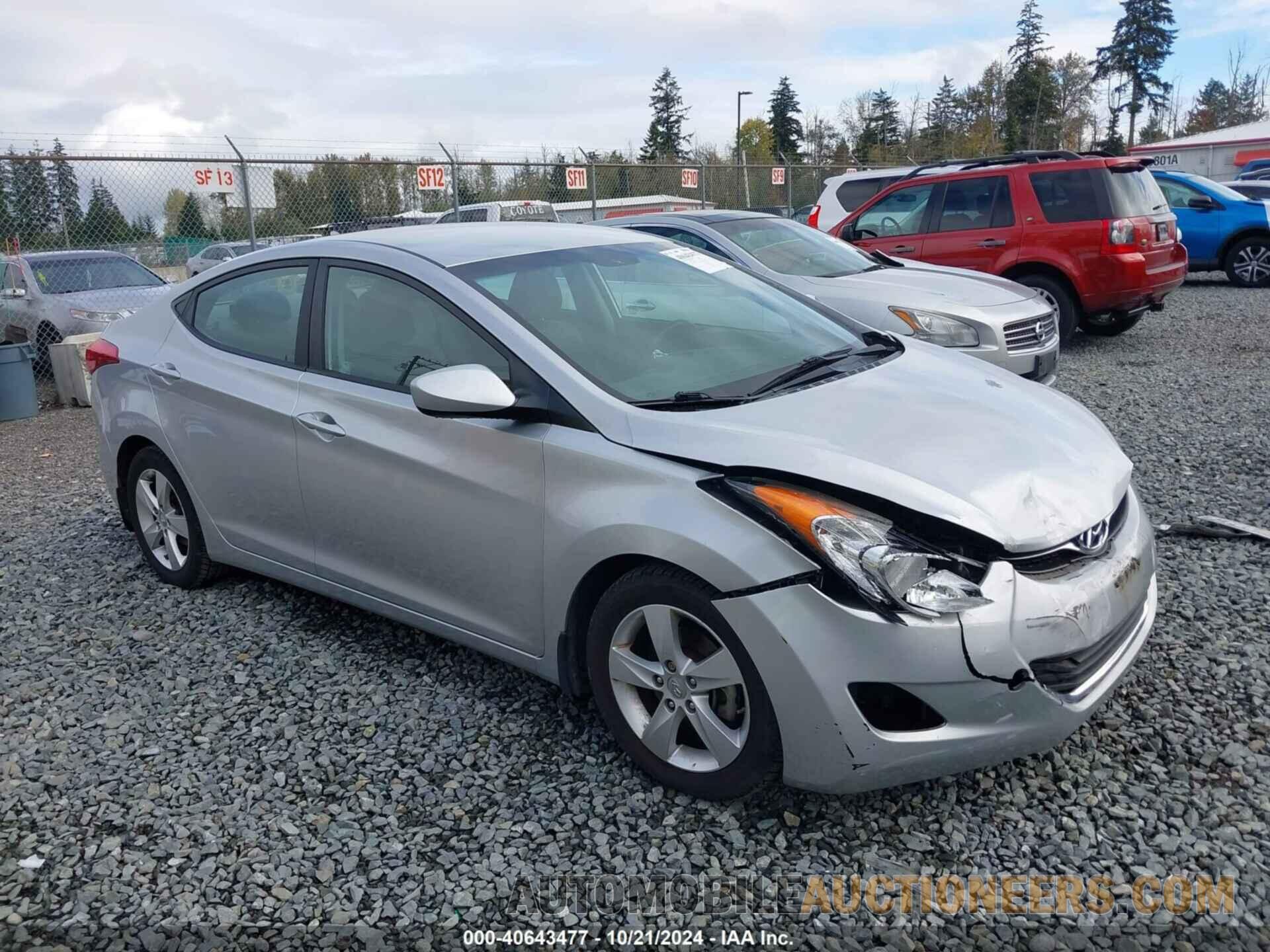 5NPDH4AE9DH282059 HYUNDAI ELANTRA 2013