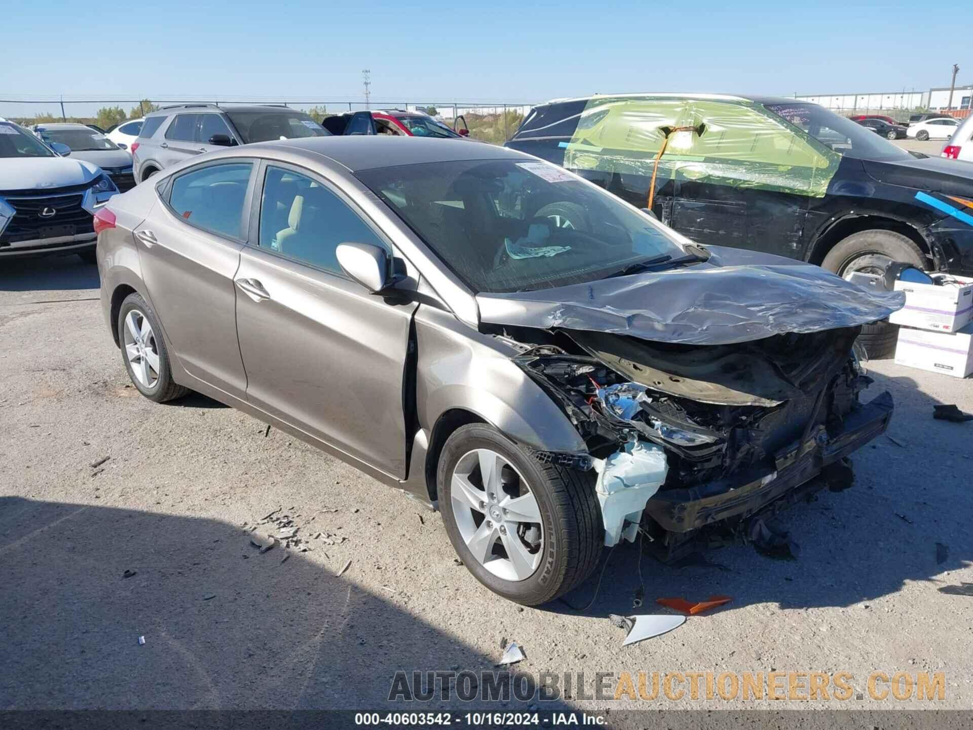 5NPDH4AE9DH299038 HYUNDAI ELANTRA 2013