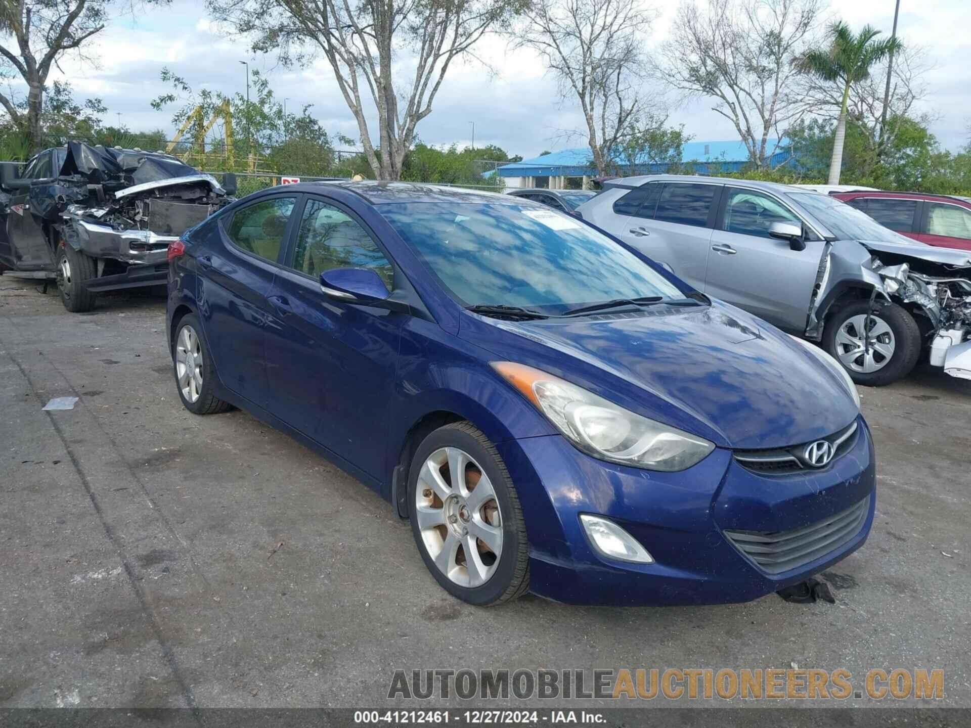 5NPDH4AE9DH300866 HYUNDAI ELANTRA 2013