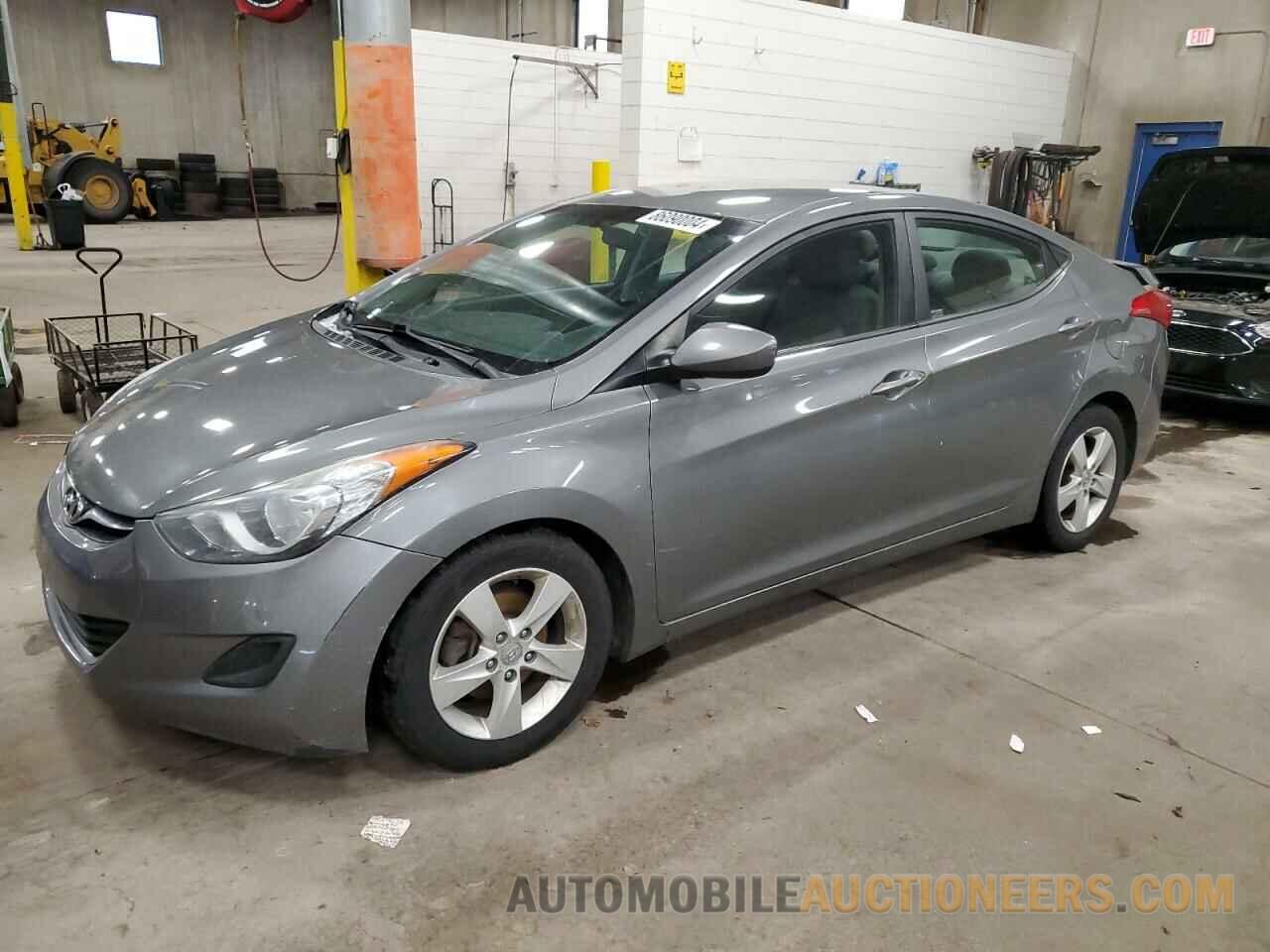 5NPDH4AE9DH309406 HYUNDAI ELANTRA 2013