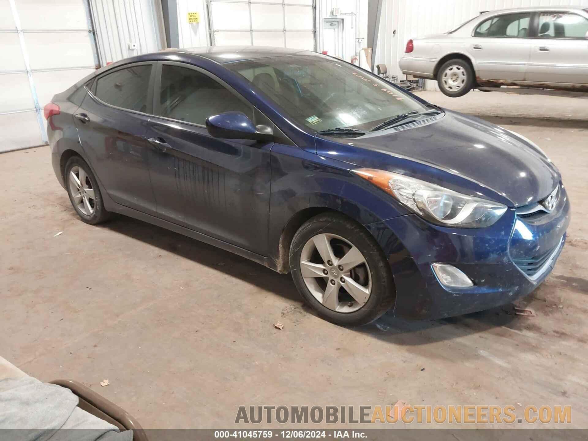 5NPDH4AE9DH440111 HYUNDAI ELANTRA 2013