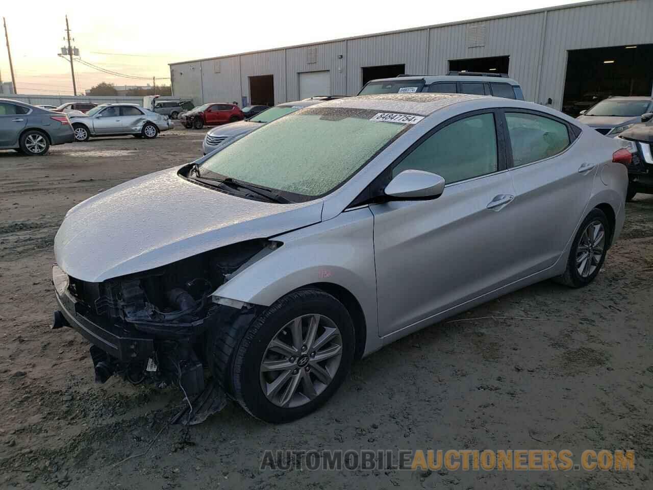 5NPDH4AE9FH556606 HYUNDAI ELANTRA 2015