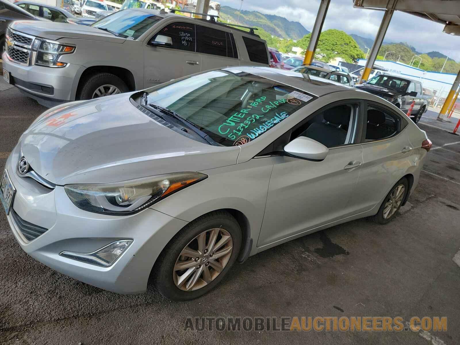 5NPDH4AE9FH610955 Hyundai Elantra 2015