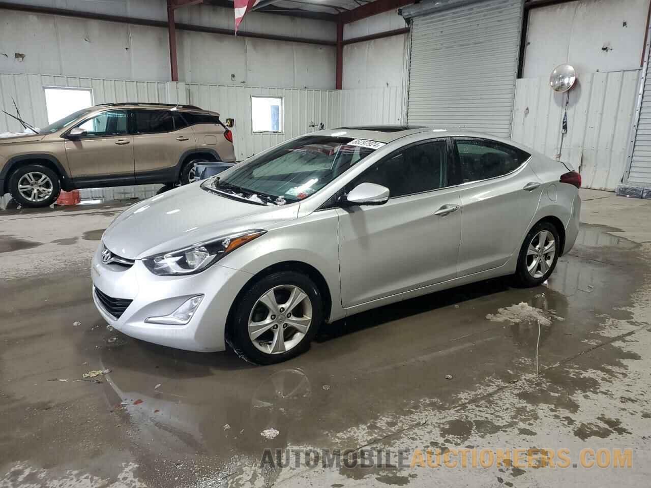 5NPDH4AE9GH669943 HYUNDAI ELANTRA 2016