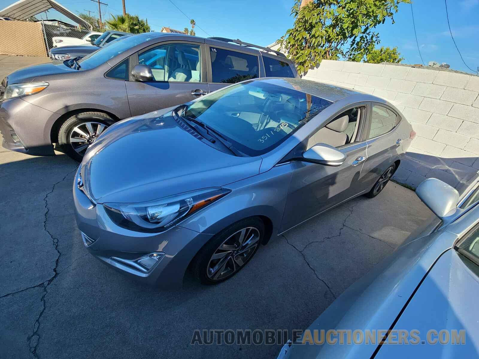 5NPDH4AE9GH716758 Hyundai Elantra 2016