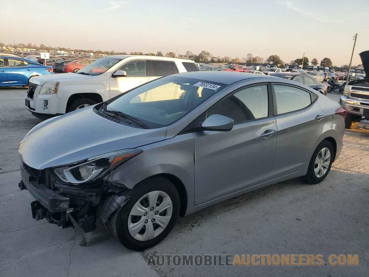 5NPDH4AE9GH739196 HYUNDAI ELANTRA 2016