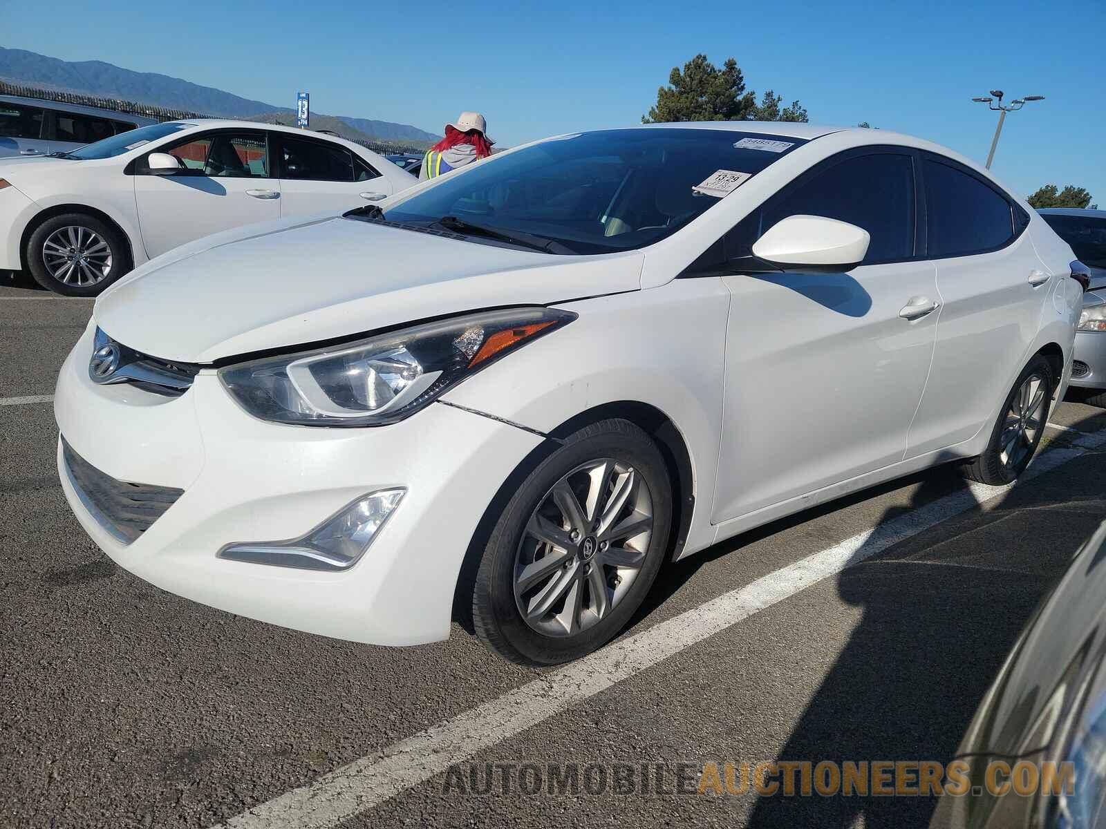 5NPDH4AE9GH766754 Hyundai Elantra 2016