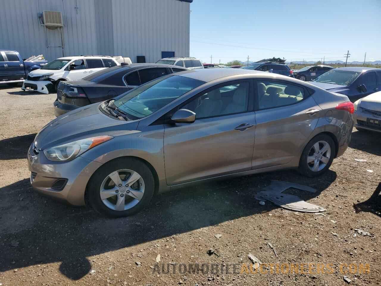 5NPDH4AEXBH043598 HYUNDAI ELANTRA 2011