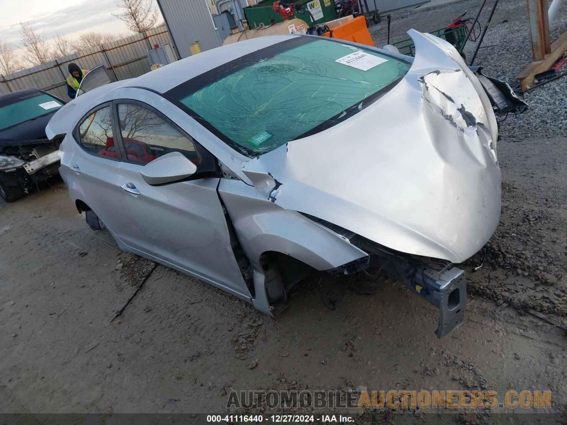 5NPDH4AEXBH044427 HYUNDAI ELANTRA 2011