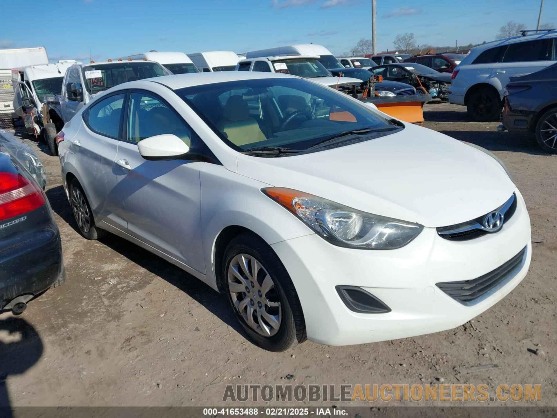 5NPDH4AEXDH158656 HYUNDAI ELANTRA 2013