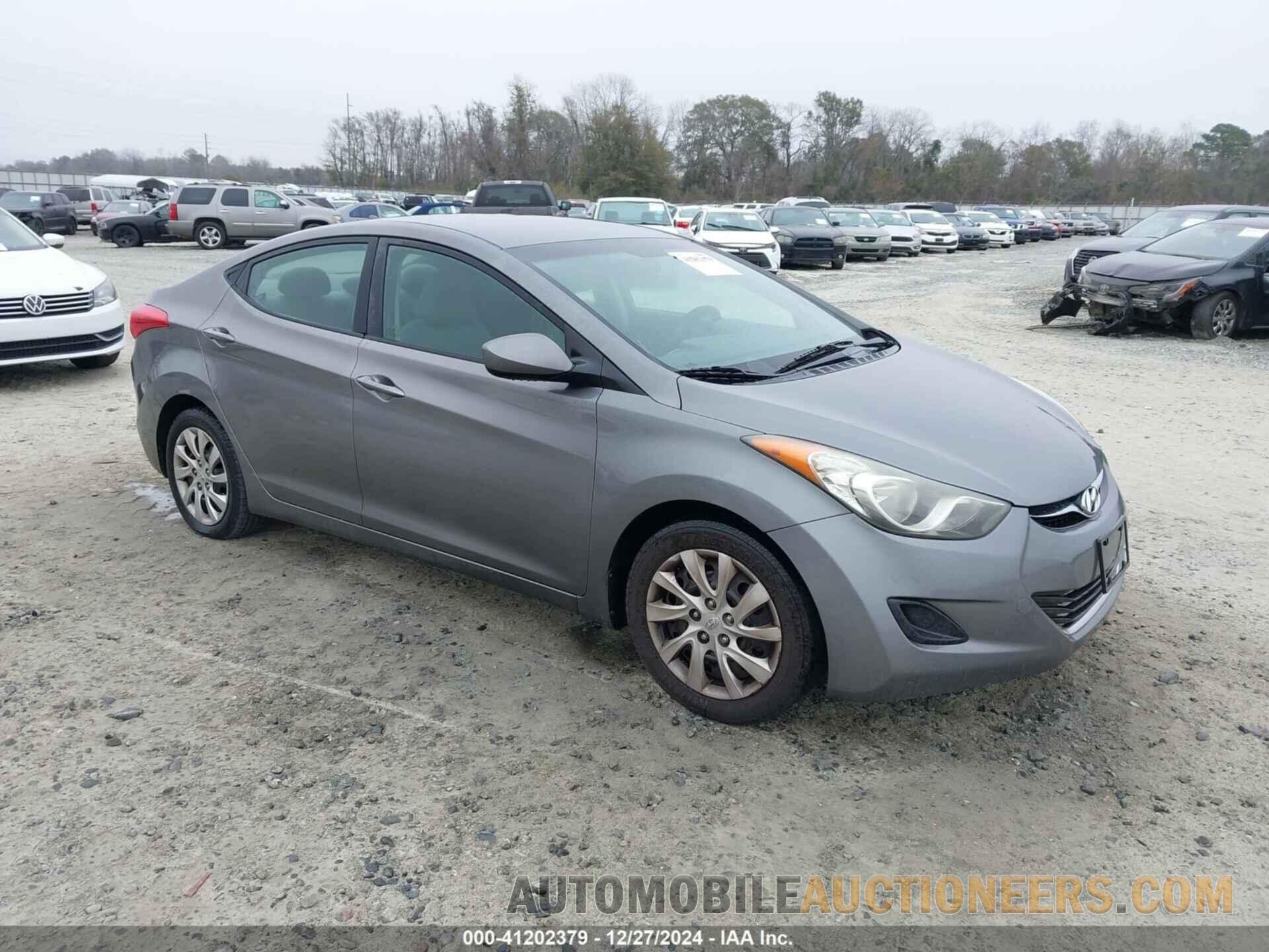 5NPDH4AEXDH164733 HYUNDAI ELANTRA 2013