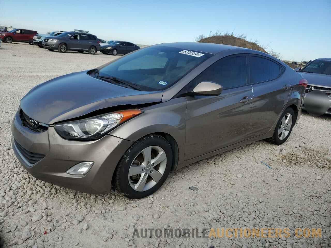 5NPDH4AEXDH207662 HYUNDAI ELANTRA 2013