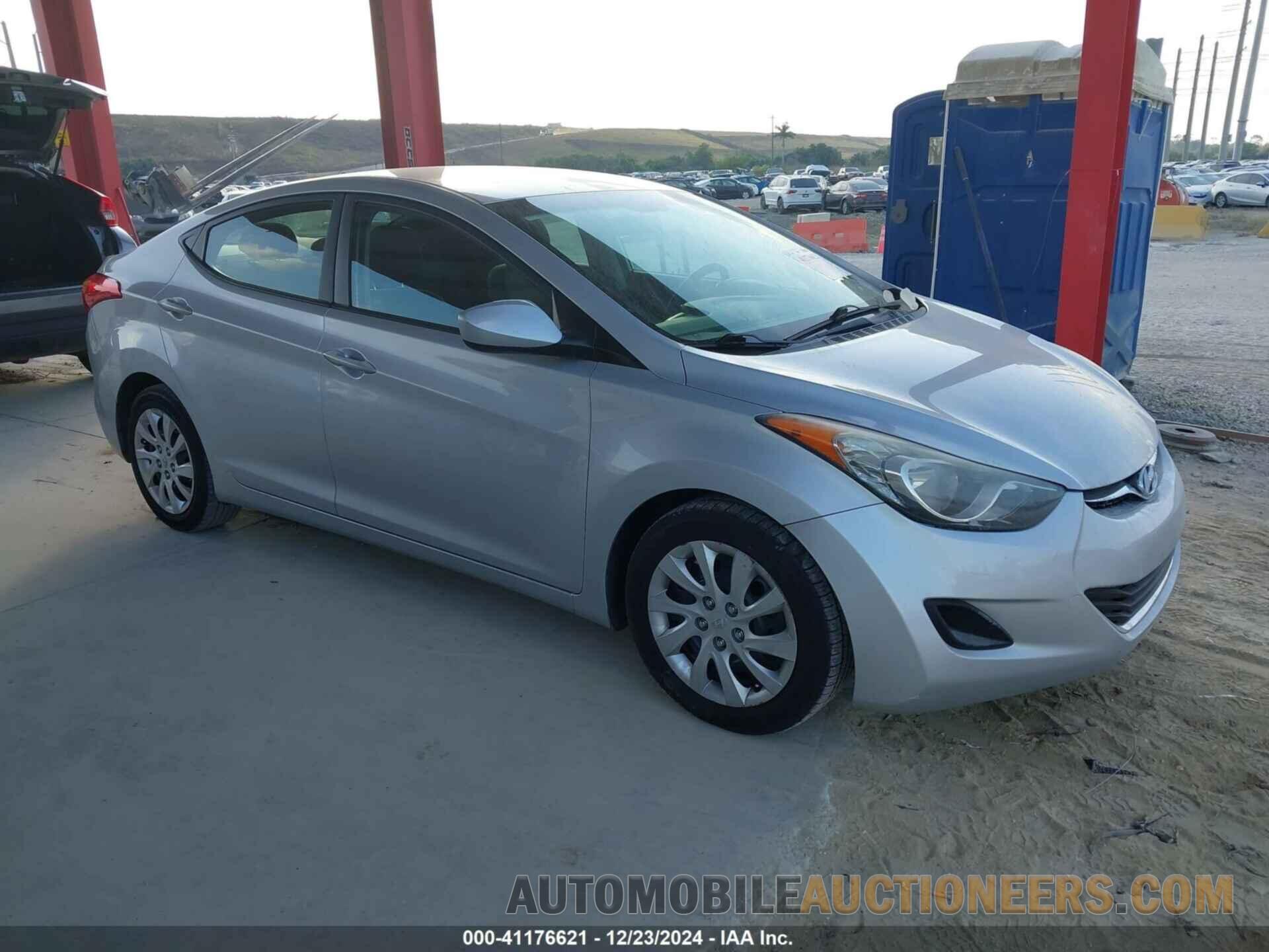 5NPDH4AEXDH227197 HYUNDAI ELANTRA 2013