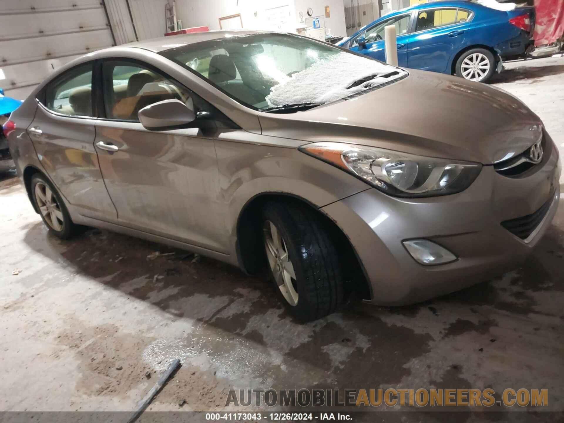 5NPDH4AEXDH306126 HYUNDAI ELANTRA 2013