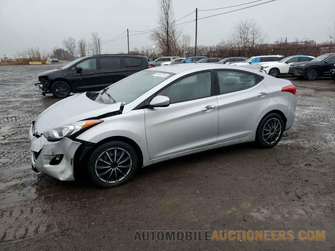 5NPDH4AEXDH306692 HYUNDAI ELANTRA 2013