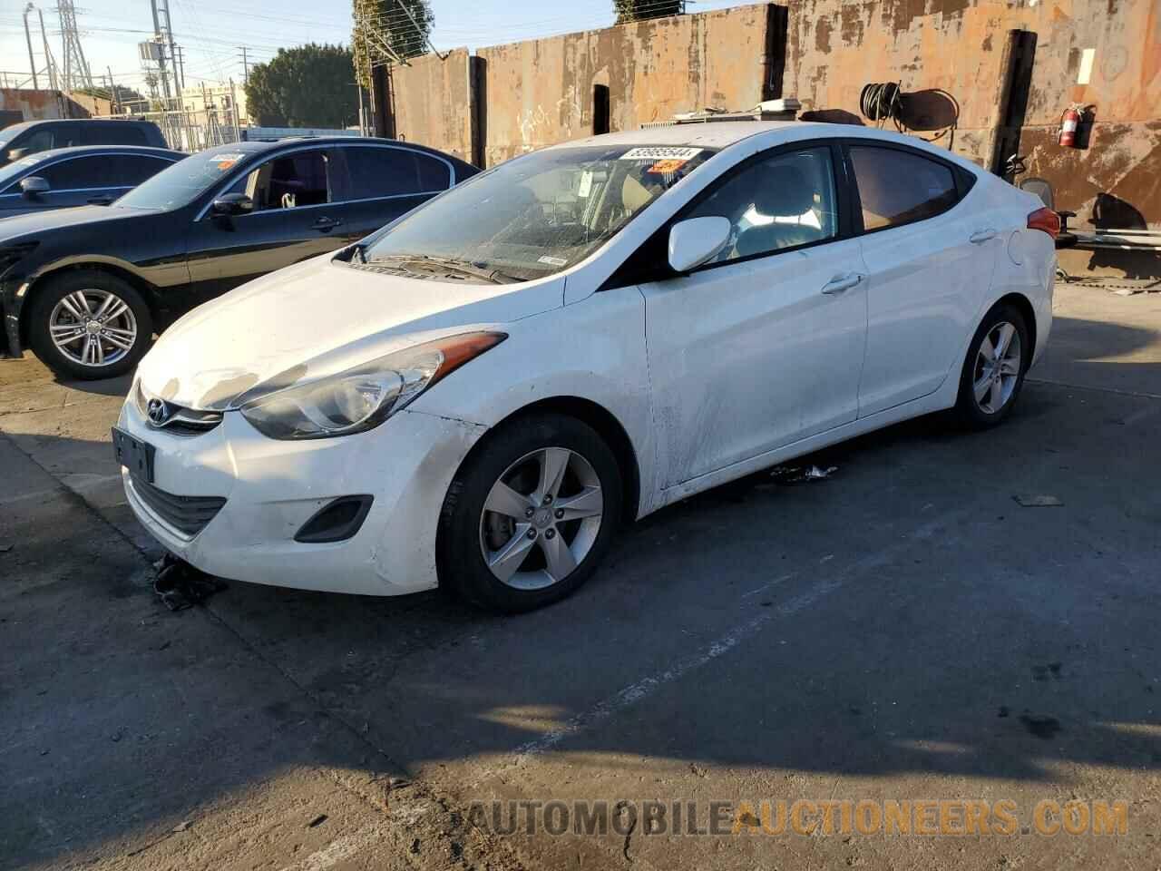 5NPDH4AEXDH310015 HYUNDAI ELANTRA 2013