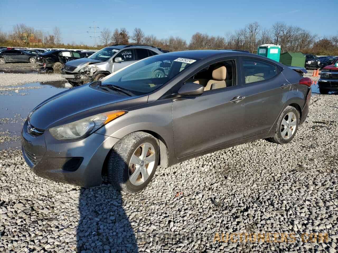 5NPDH4AEXDH318132 HYUNDAI ELANTRA 2013