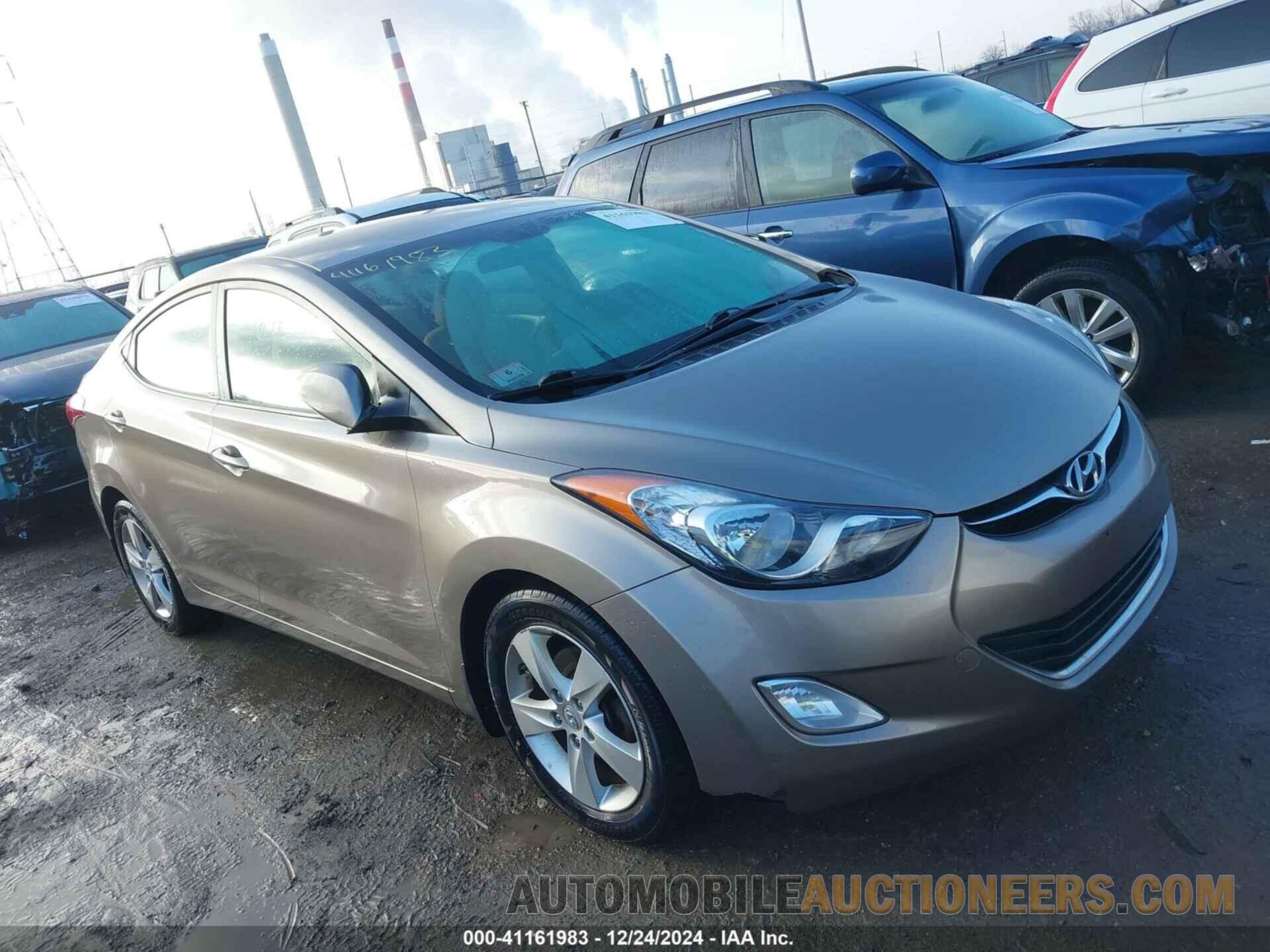 5NPDH4AEXDH319278 HYUNDAI ELANTRA 2013