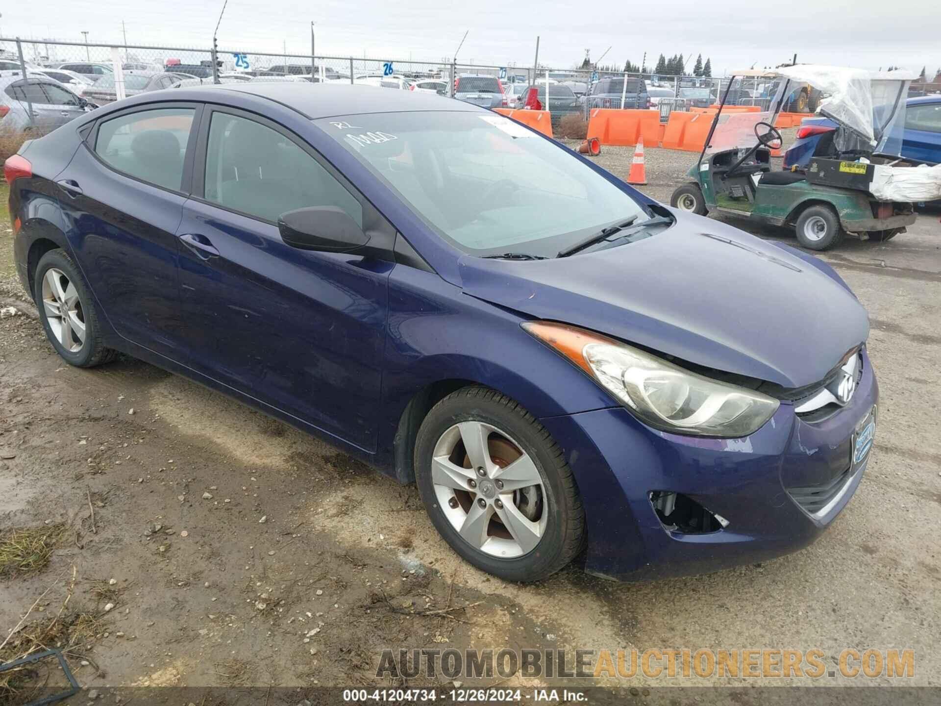 5NPDH4AEXDH320480 HYUNDAI ELANTRA 2013