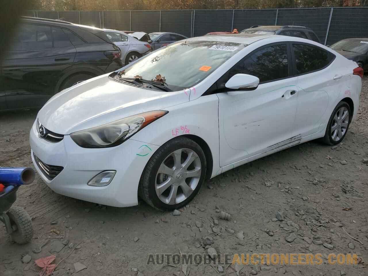 5NPDH4AEXDH325386 HYUNDAI ELANTRA 2013