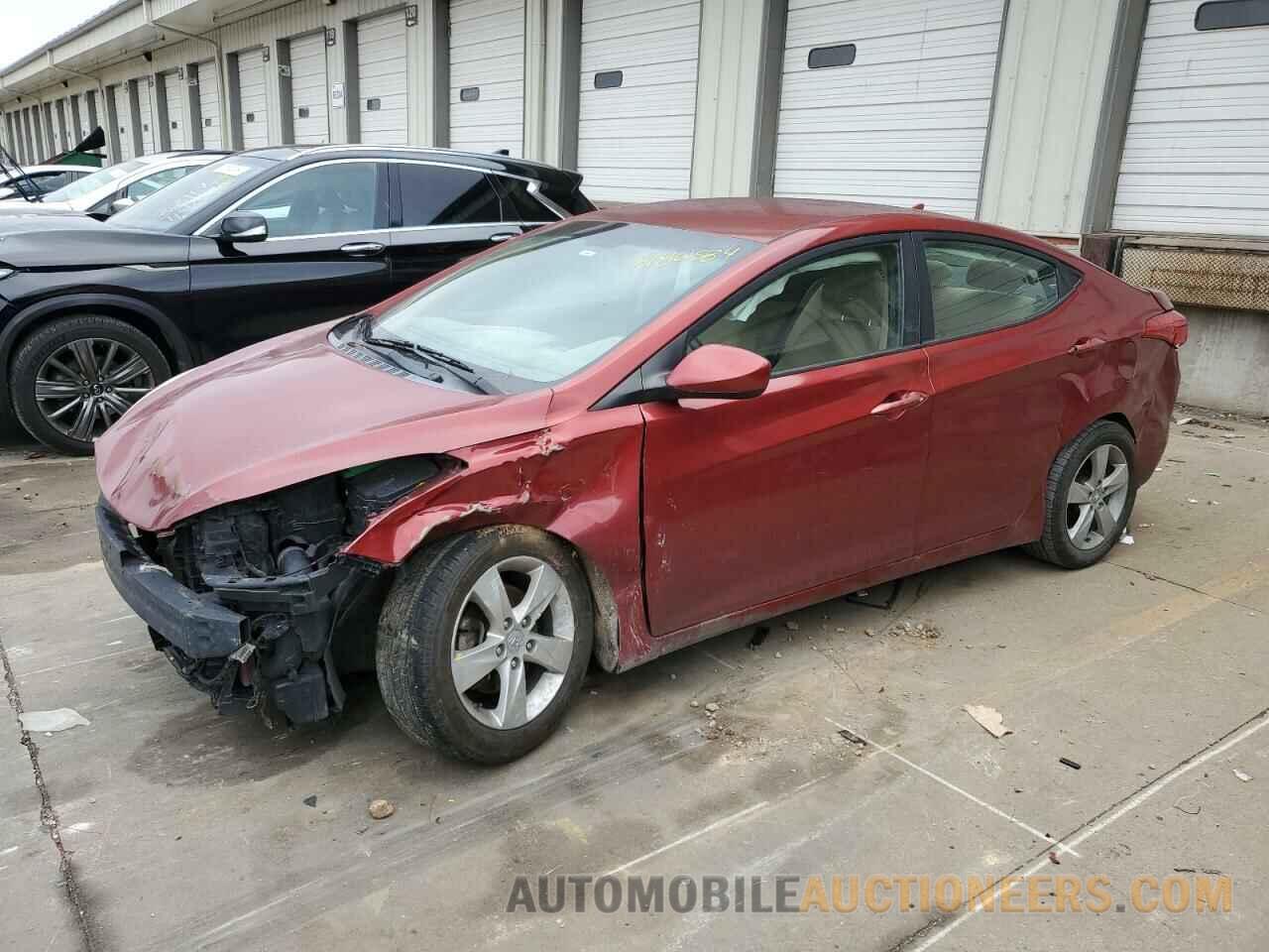 5NPDH4AEXDH326215 HYUNDAI ELANTRA 2013