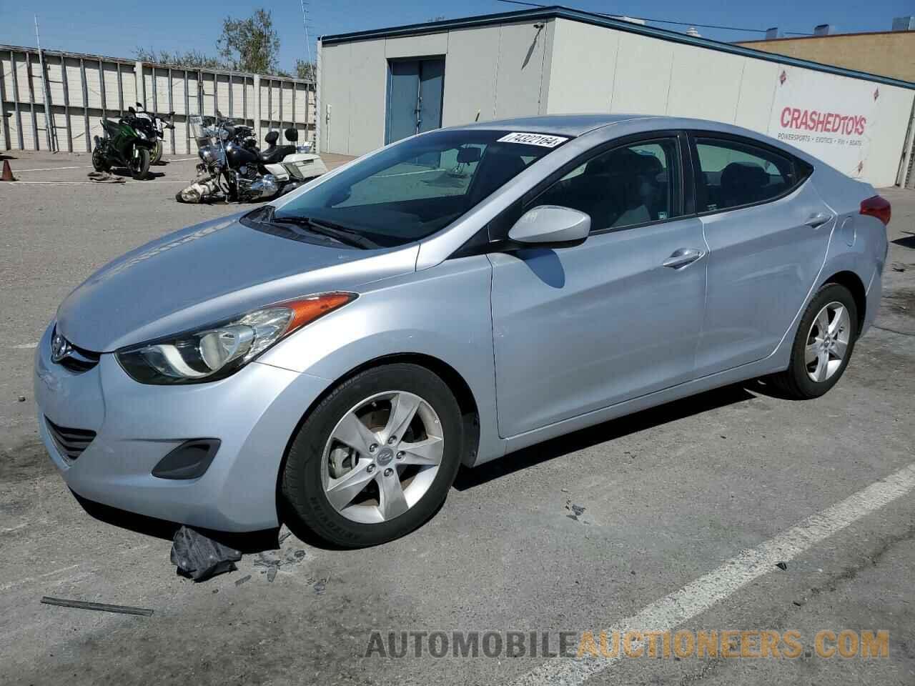 5NPDH4AEXDH437685 HYUNDAI ELANTRA 2013