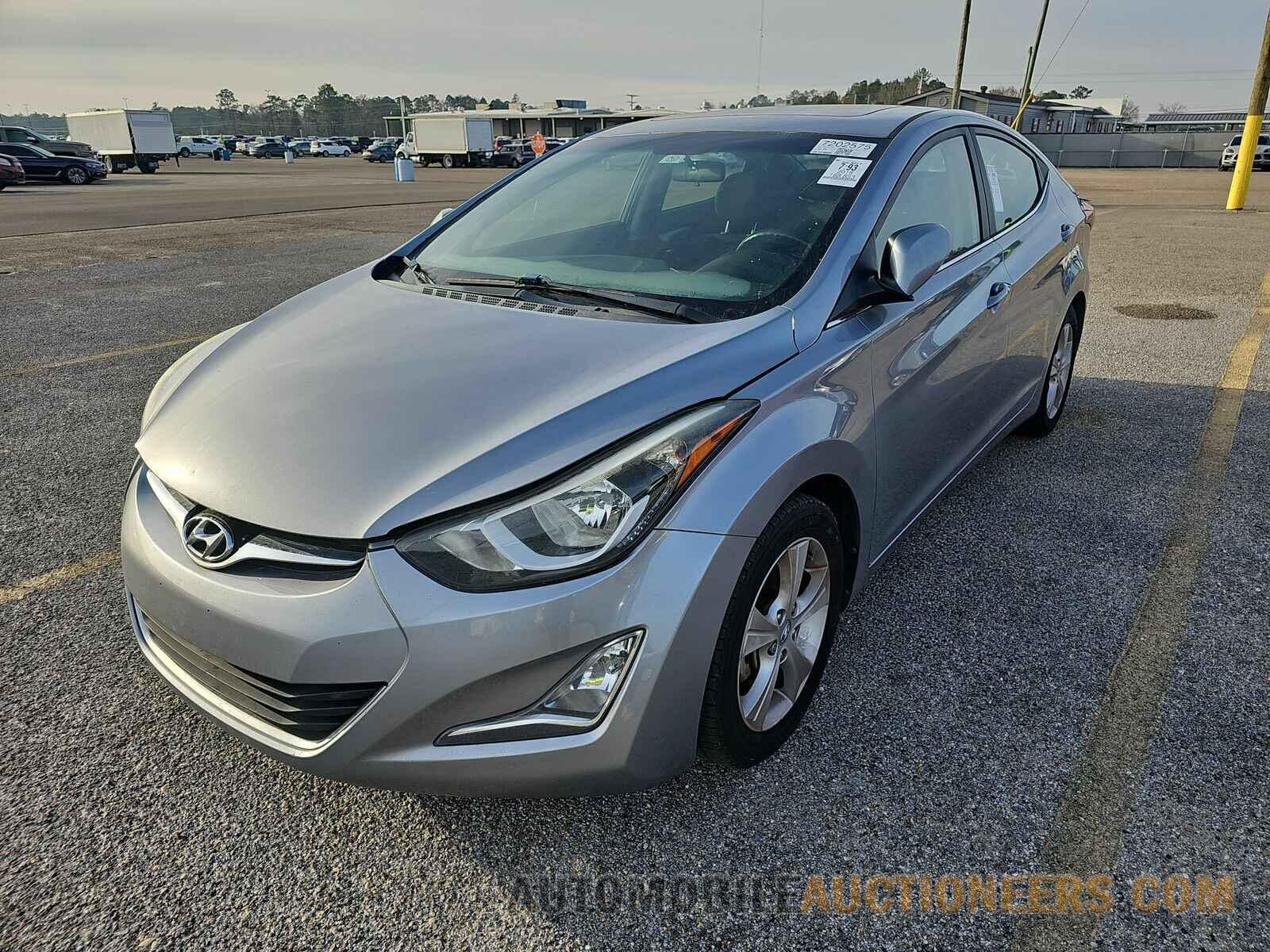 5NPDH4AEXGH723184 Hyundai Elantra 2016