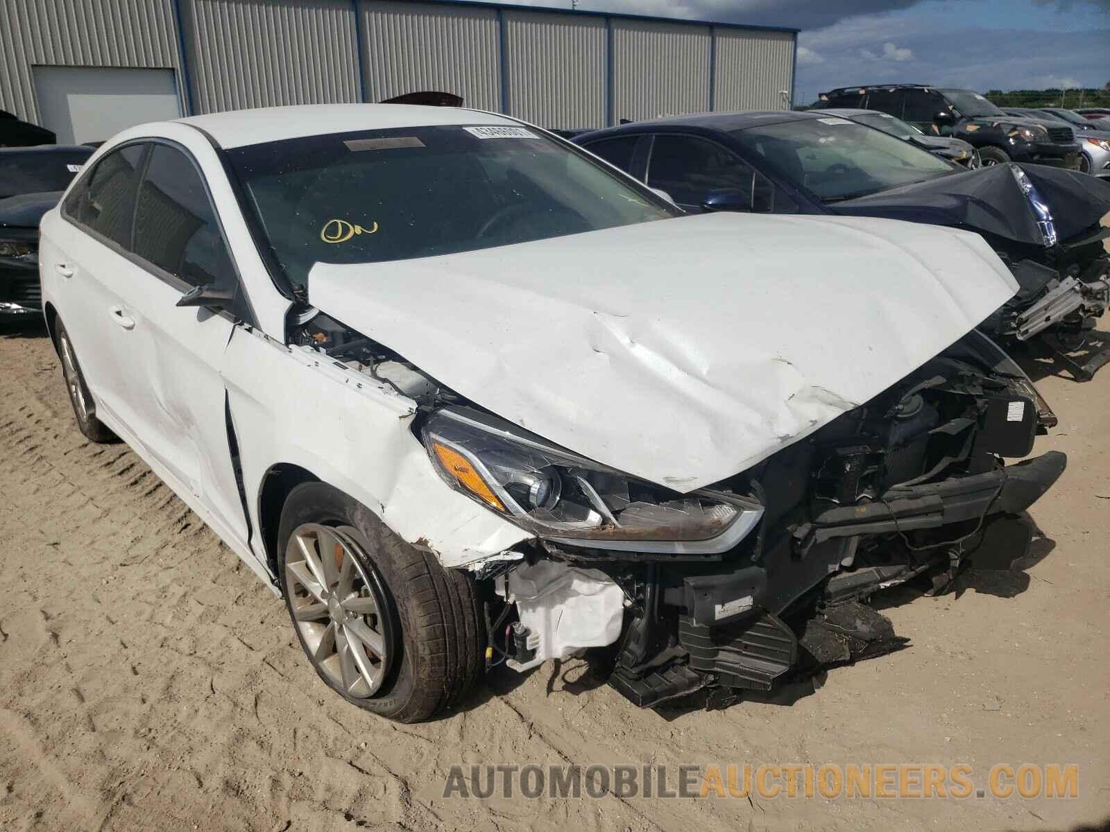 5NPE24AA0JH673776 HYUNDAI SONATA 2018