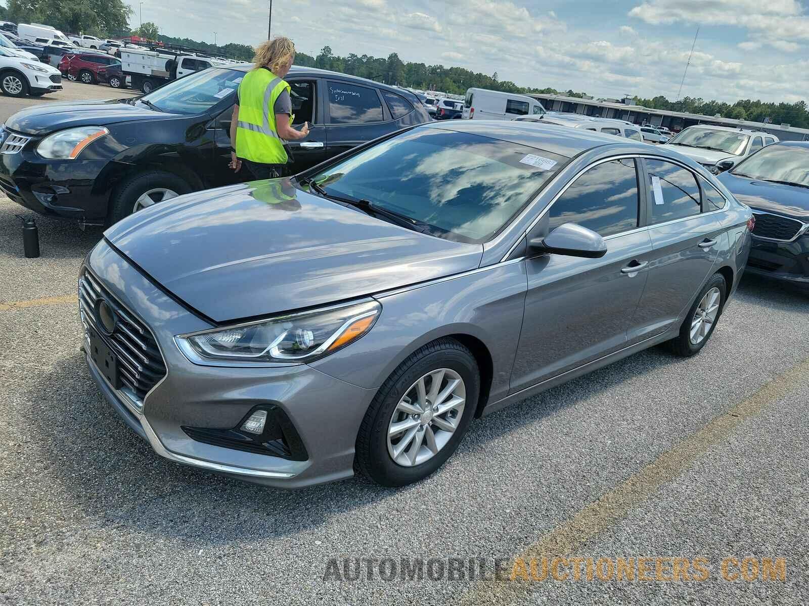 5NPE24AA1JH680963 Hyundai Sonata 2018