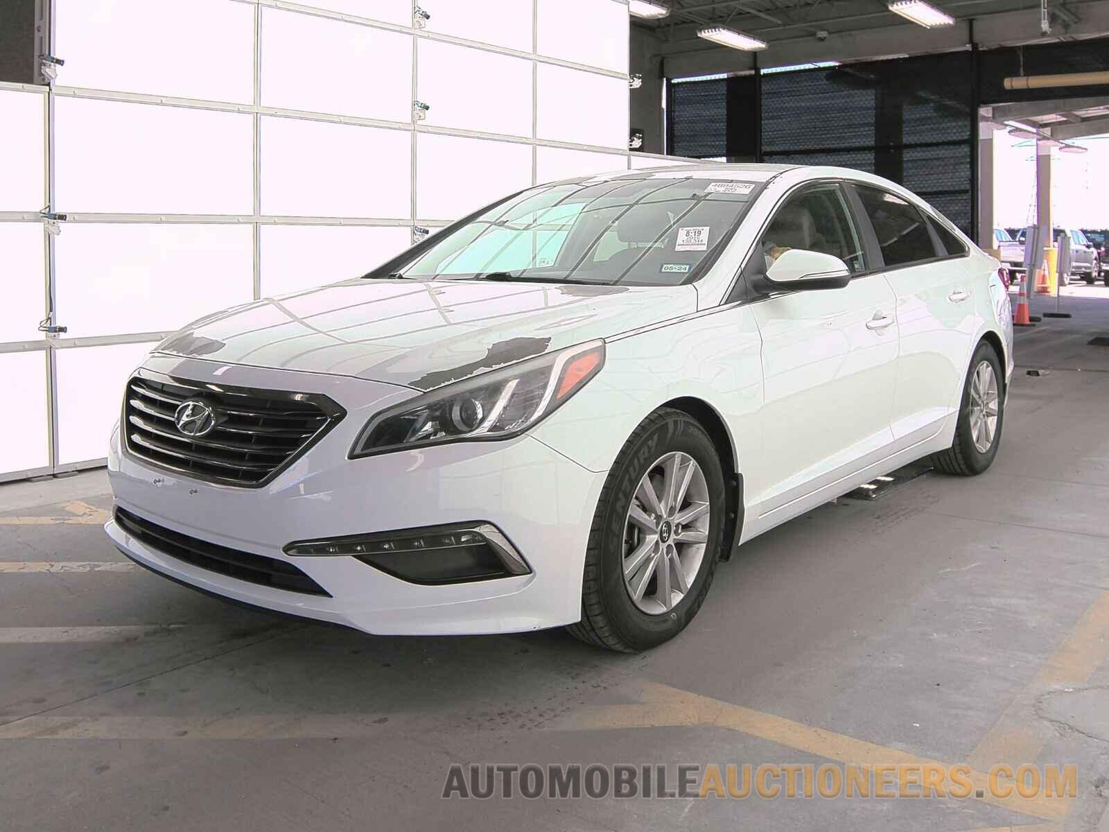 5NPE24AA4FH175779 Hyundai Sonata 2015