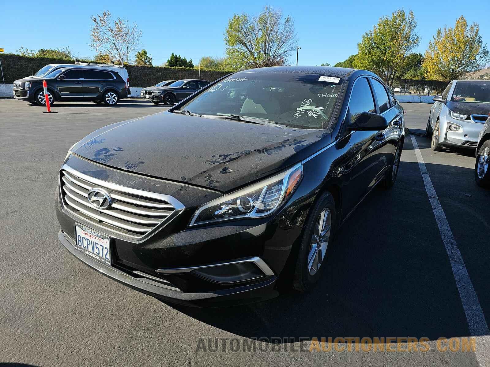 5NPE24AA7HH447065 Hyundai Sonata 2017