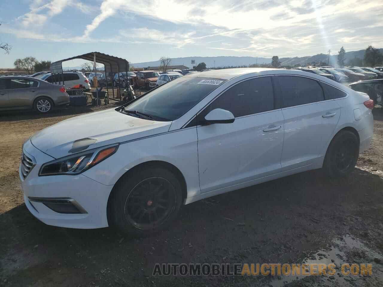 5NPE24AF0FH208322 HYUNDAI SONATA 2015