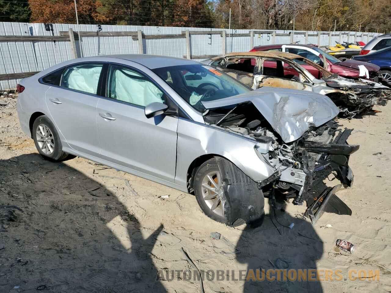 5NPE24AF0JH630082 HYUNDAI SONATA 2018