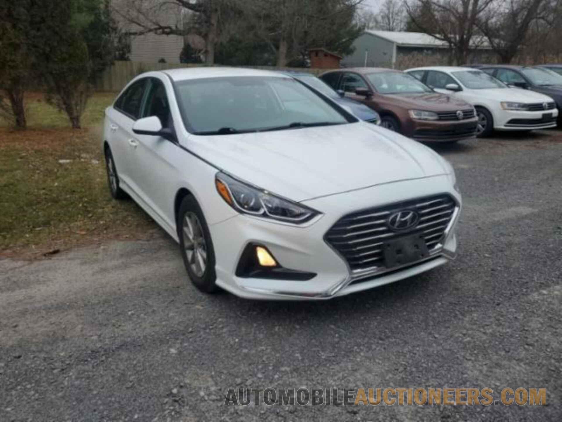 5NPE24AF0JH648095 HYUNDAI SONATA 2018