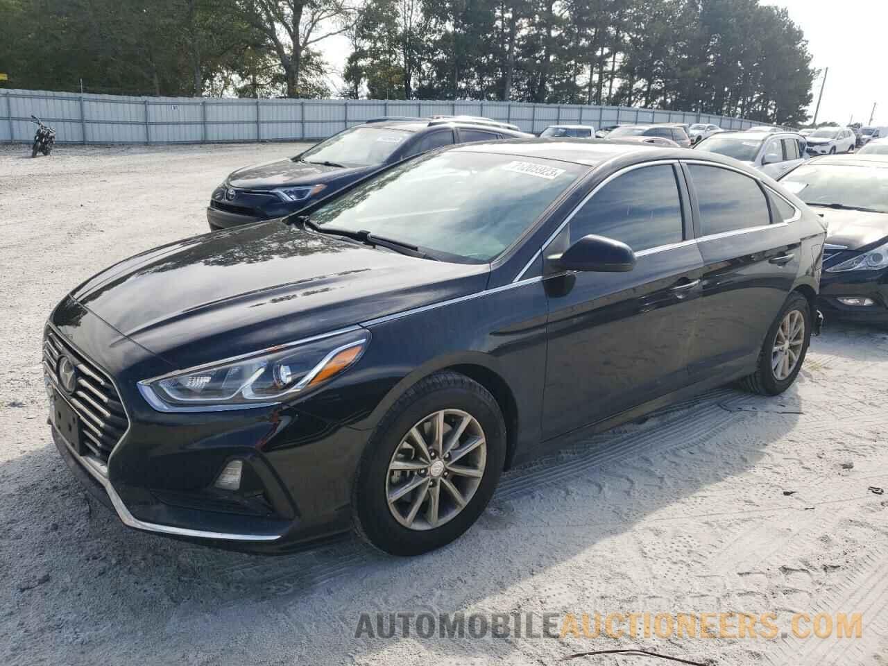 5NPE24AF0JH697975 HYUNDAI SONATA 2018