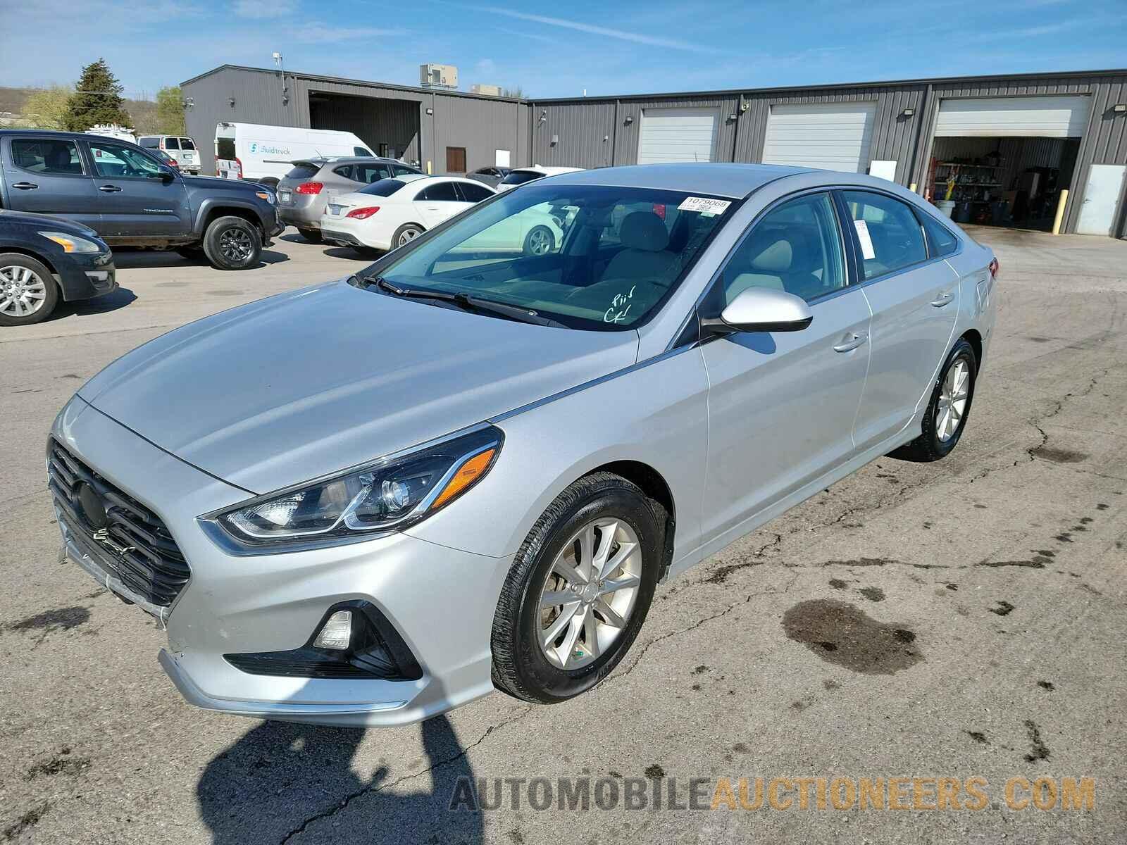 5NPE24AF0JH703872 Hyundai Sonata 2018