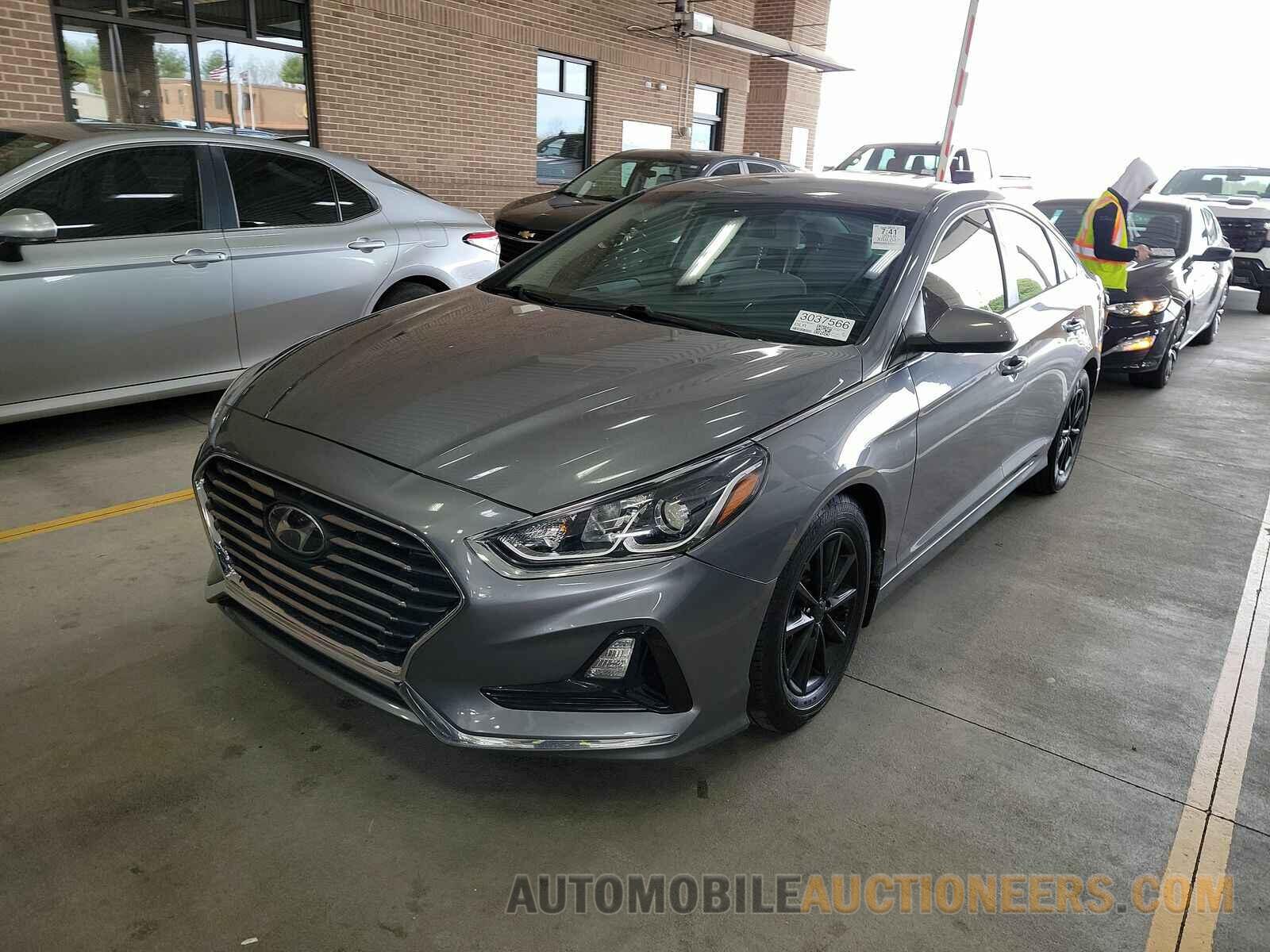 5NPE24AF0KH786060 Hyundai Sonata 2019