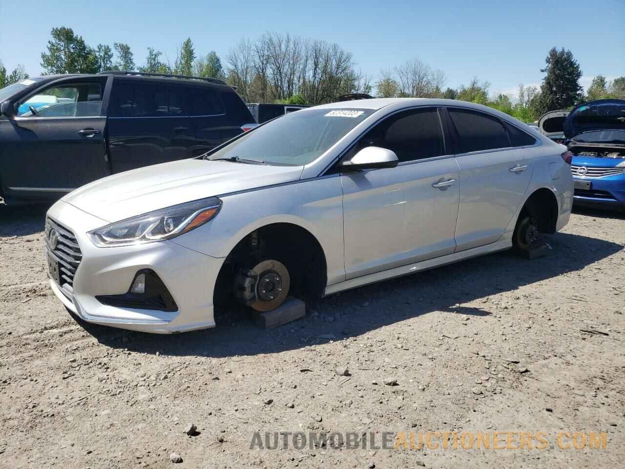 5NPE24AF1JH698889 HYUNDAI SONATA 2018