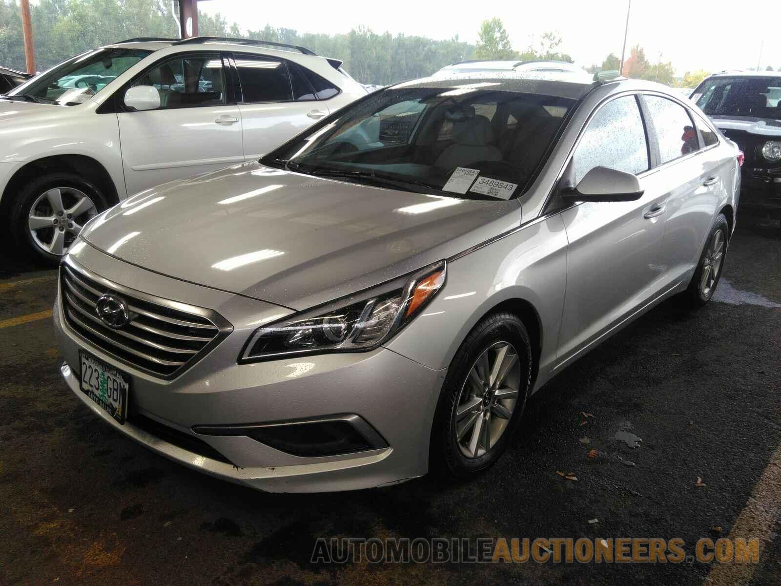 5NPE24AF2GH345005 Hyundai Sonata 2016