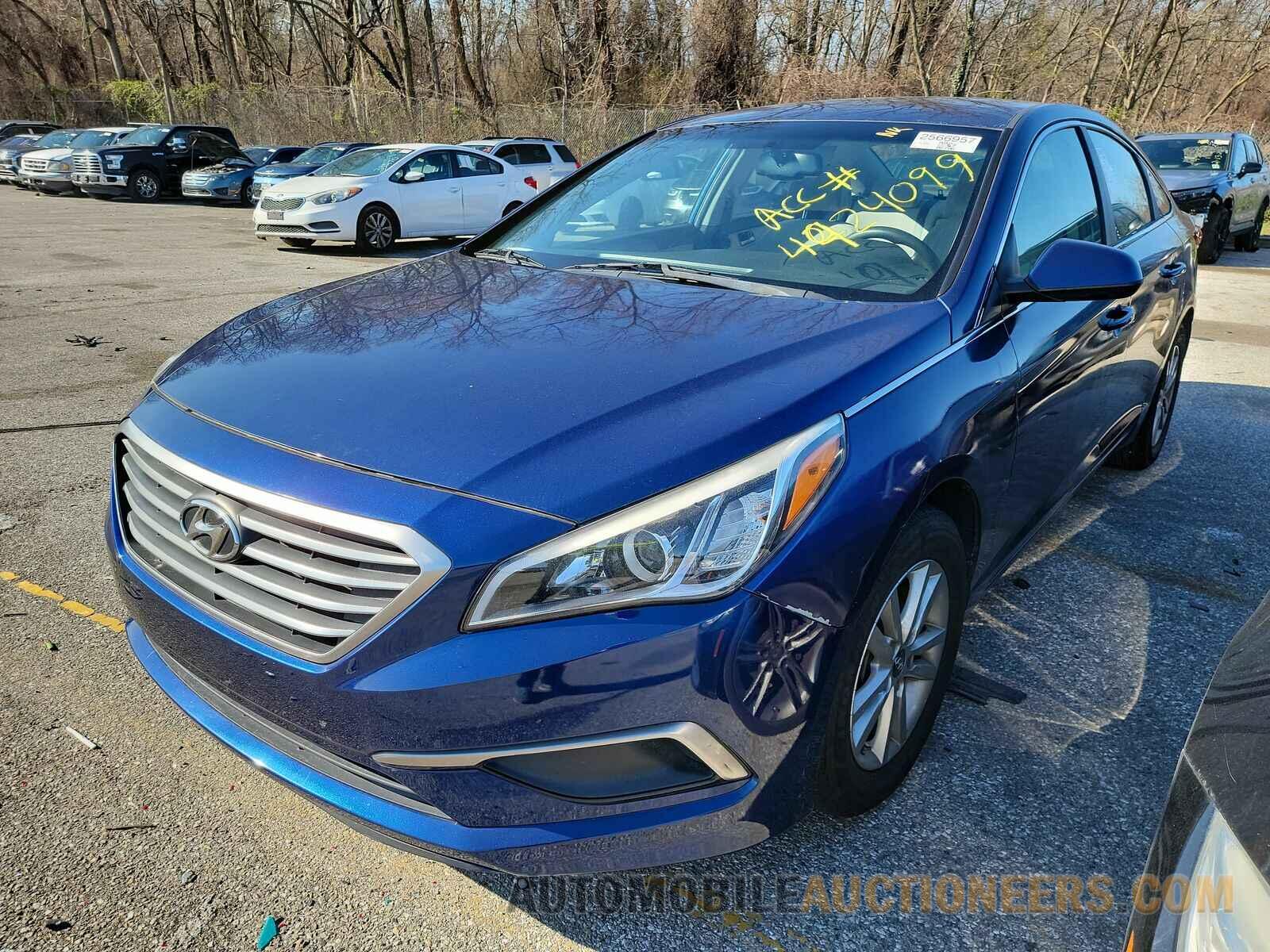 5NPE24AF2HH439516 Hyundai Sonata 2017