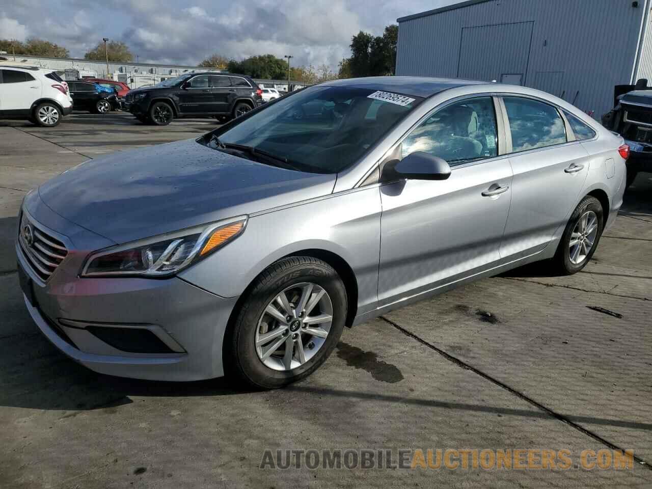 5NPE24AF2HH530155 HYUNDAI SONATA 2017