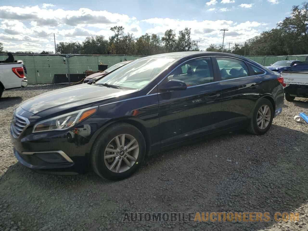 5NPE24AF2HH569196 HYUNDAI SONATA 2017