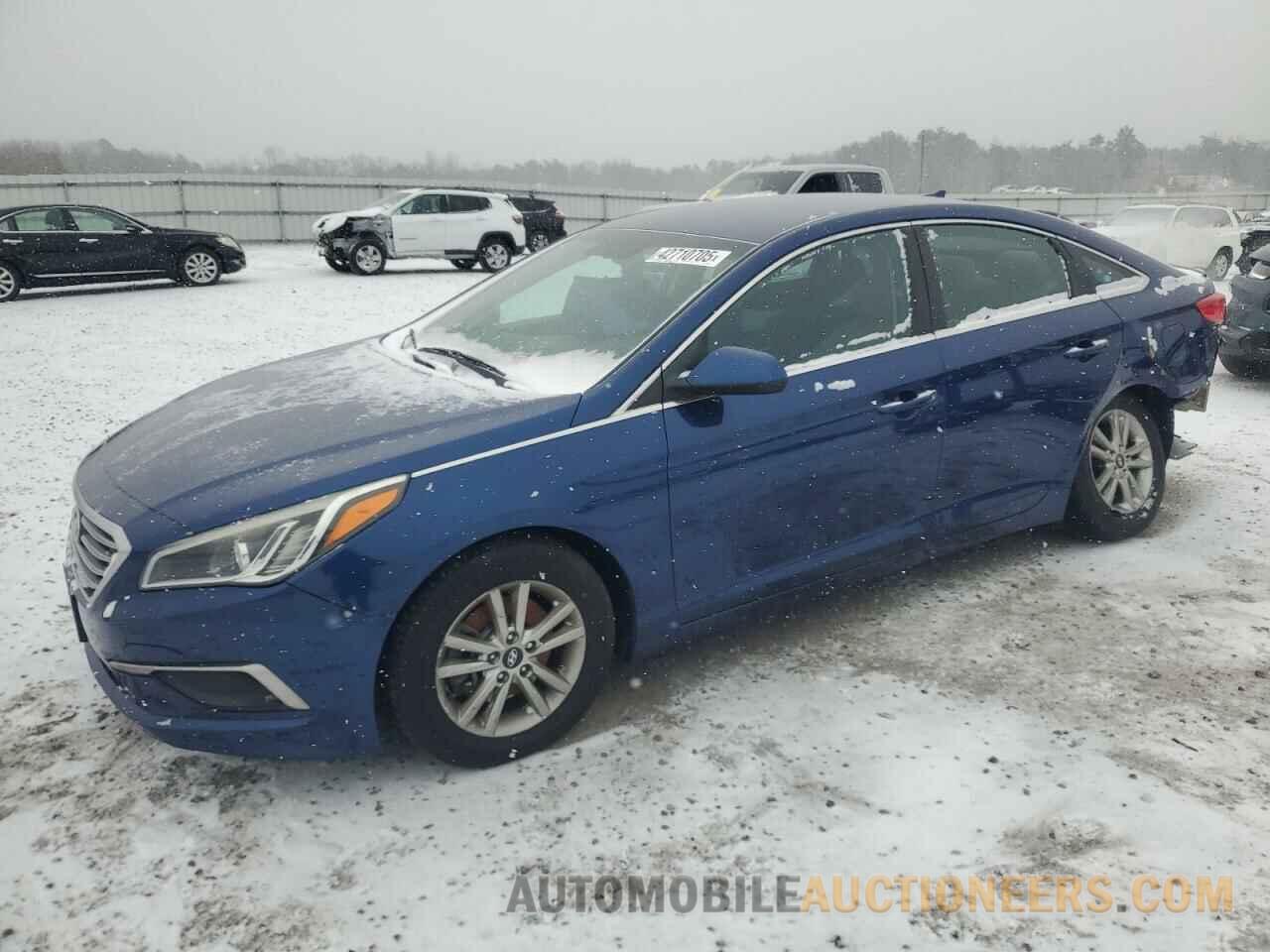 5NPE24AF2HH588895 HYUNDAI SONATA 2017