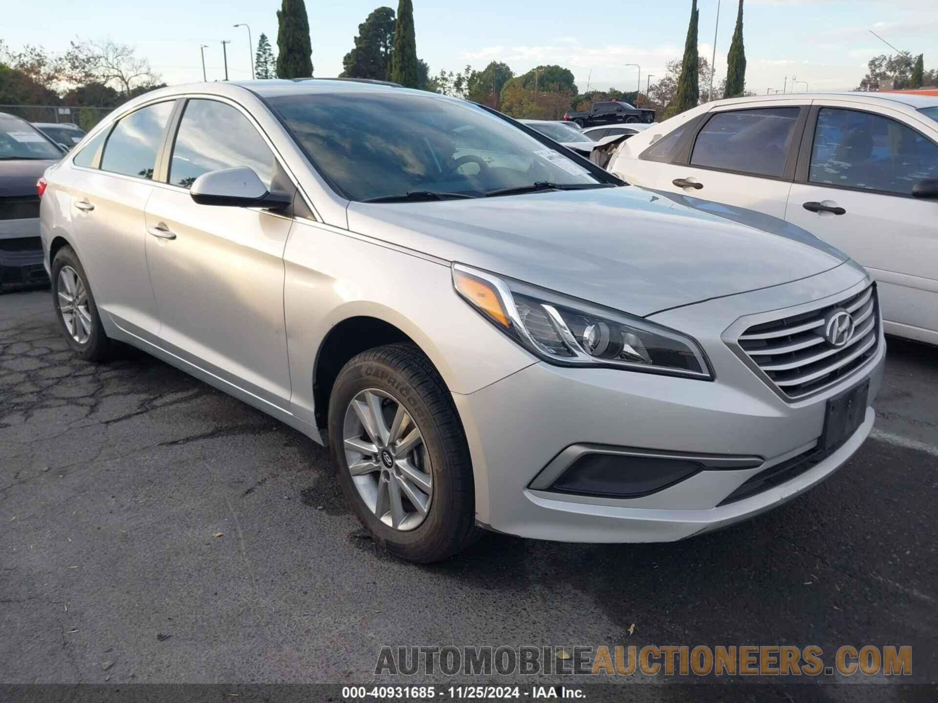 5NPE24AF2HH593661 HYUNDAI SONATA 2017