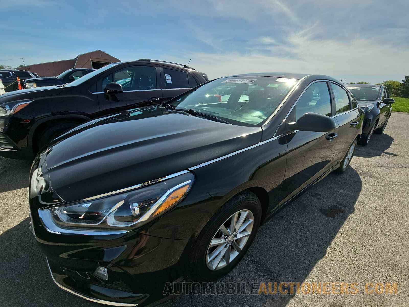 5NPE24AF2JH709401 Hyundai Sonata 2018