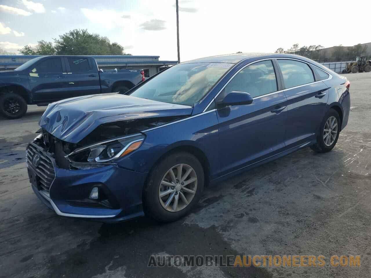 5NPE24AF2KH768076 HYUNDAI SONATA 2019