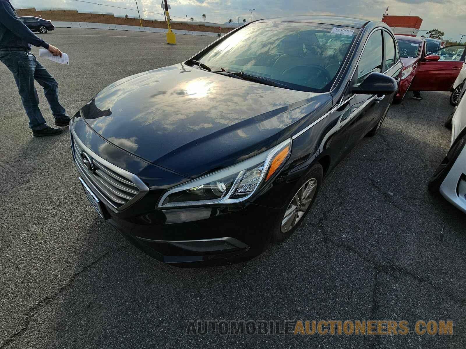 5NPE24AF3GH271321 Hyundai Sonata 2016